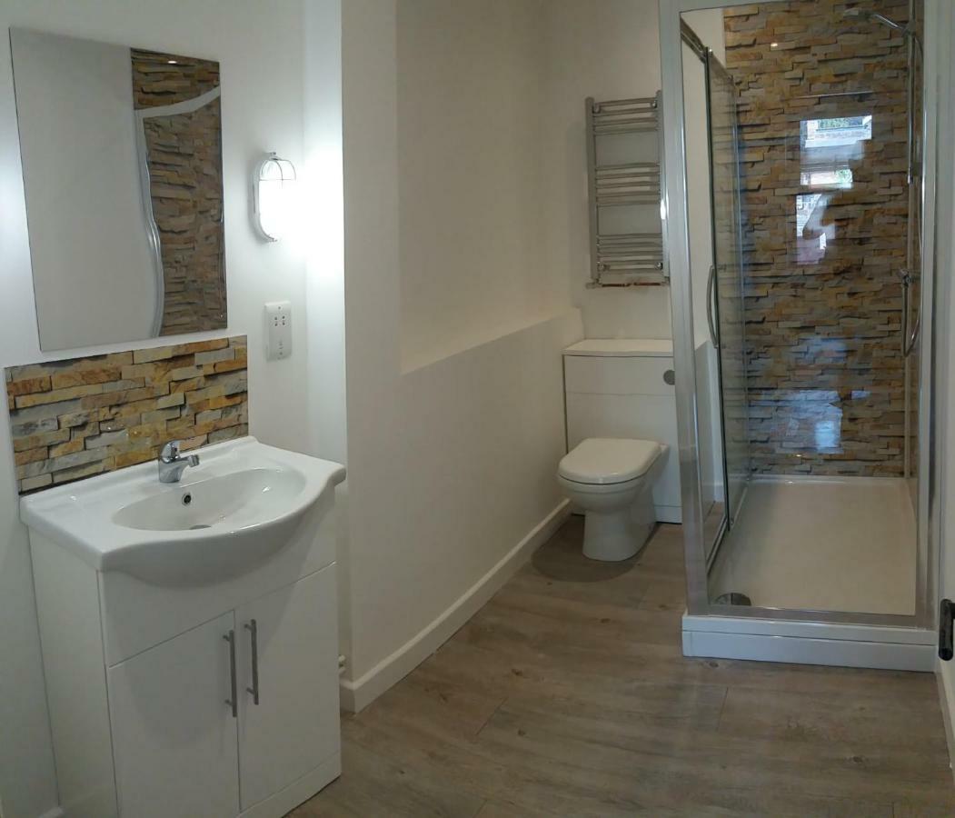 Cotswold Aparthotel Stroud  Kültér fotó
