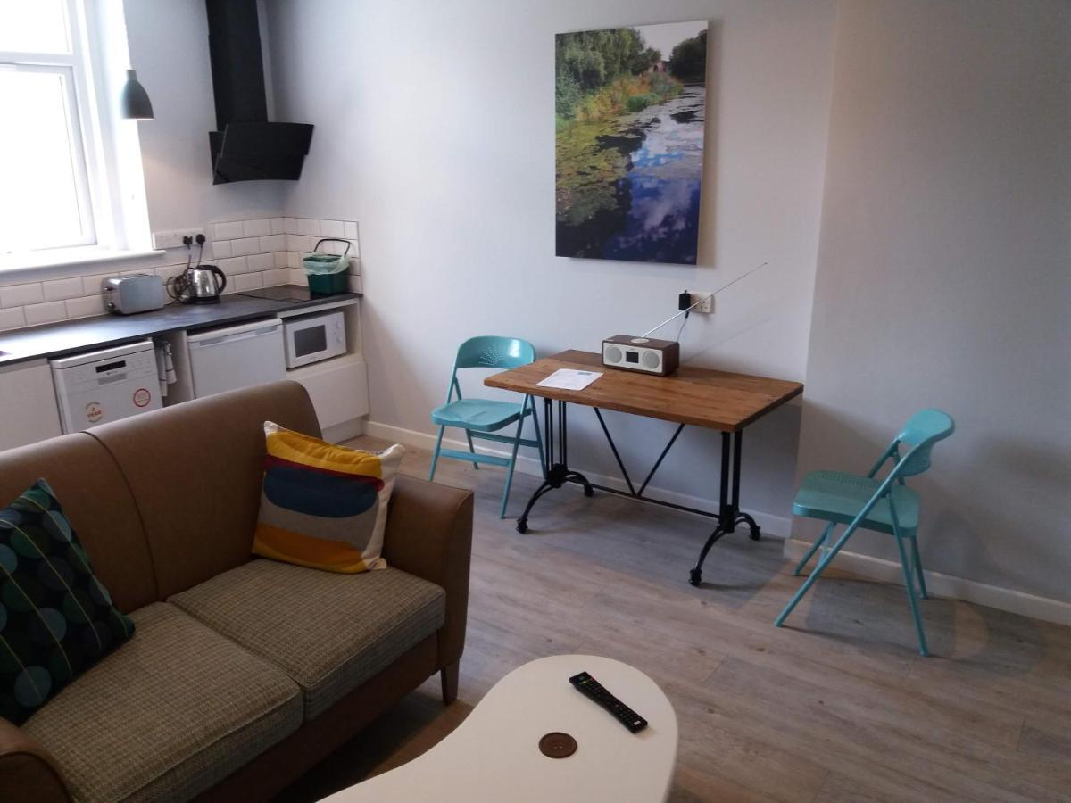 Cotswold Aparthotel Stroud  Kültér fotó